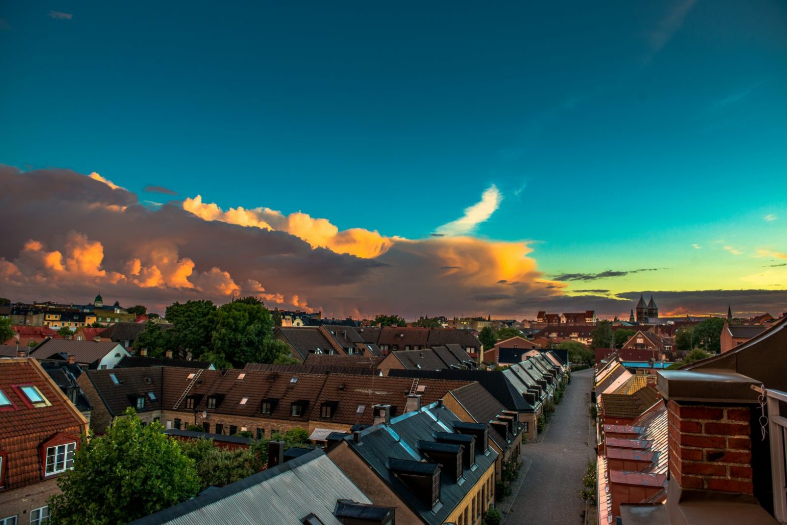 Lund, gryning och skymning vid midsommar